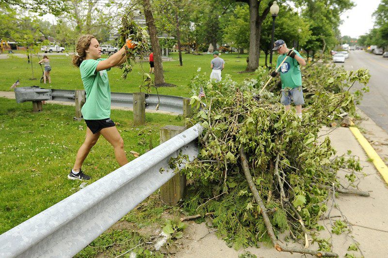 Volunteers, residents continue to assess damage caused by trees